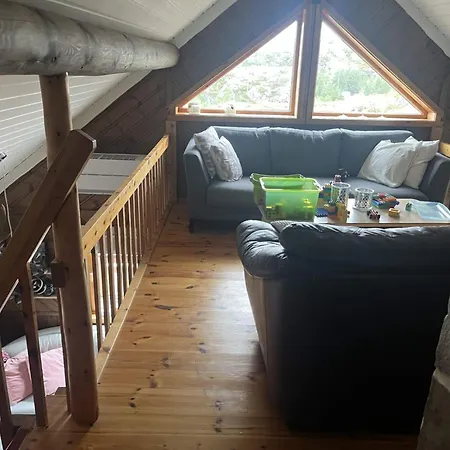 7 Person In Holiday home Kvenvaer